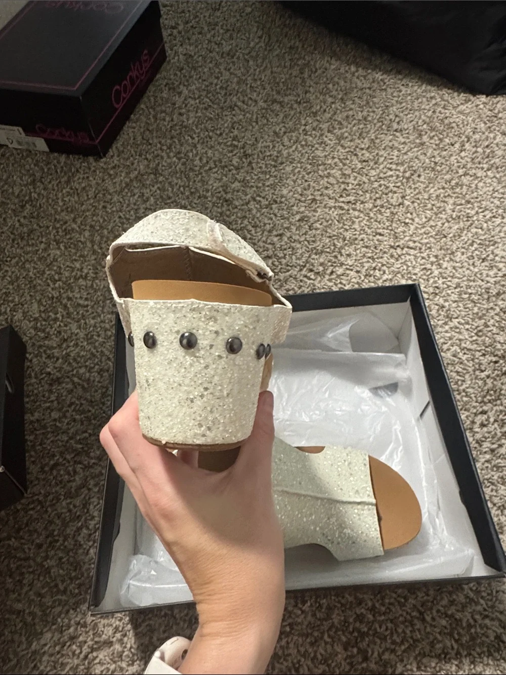 NWT Corkys Boutique Ivory Glitter Cork Wedge Sandals Size 8